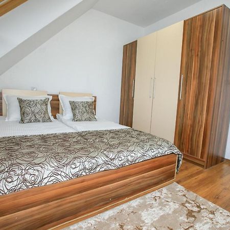 Dream Park Apartment Санданський Екстер'єр фото